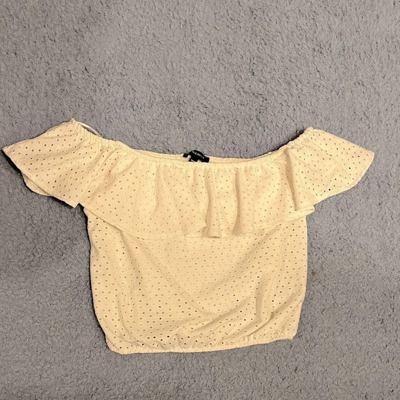 DYNAMITE off the  shoulder top - Picture 1 of 4